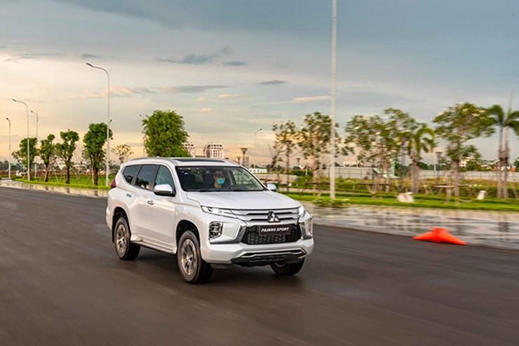 Giá xe Mitsubishi Pajero Sport tháng 9/2024, hỗ trợ 100% lệ phí trước bạ