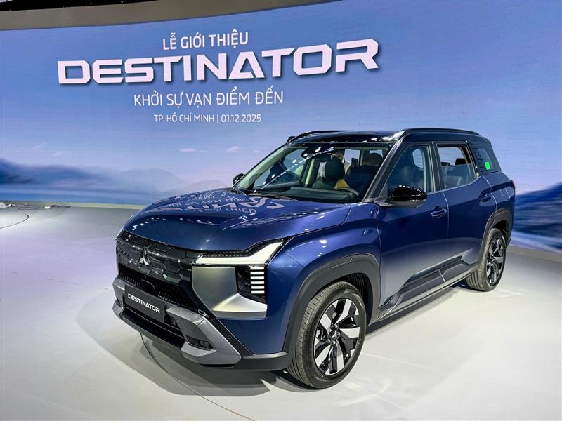 Mitsubishi công bố giá bán dòng xe Destinator tại Việt Nam